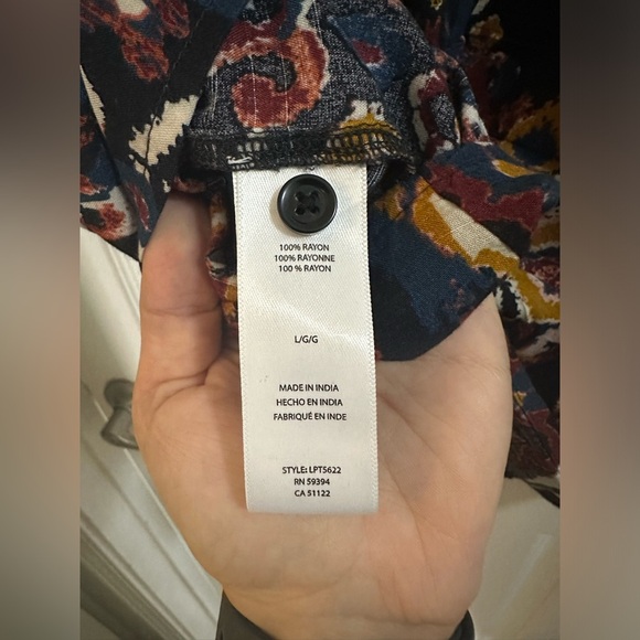 BeachLunchLounge Collection Women’s button-down short sleeve blouse size Large - Picture 8 of 8